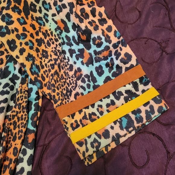 Southern Stitch Multi-Colored Leopard Print Top, 3XL - Picture 6 of 10